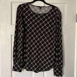 Ann Taylor Chic Black and White Geometric Women's Top Size Medium Black